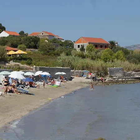 With Parking Space Lumbarda, Korcula - 156 Apartman *