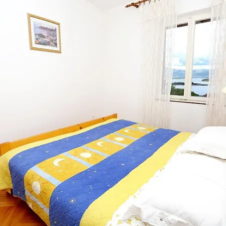 With Parking Space Lumbarda, Korcula - 156 Apartman *