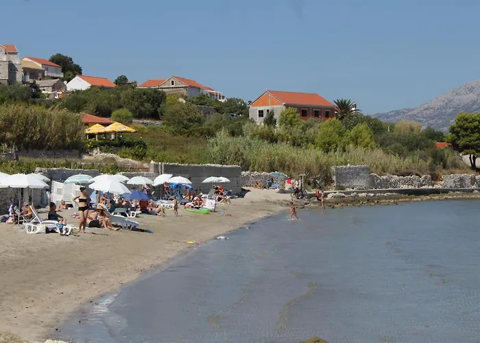 With Parking Space Lumbarda, Korcula - 156 דירה *