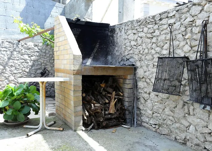 דירה With Parking Space Lumbarda, Korcula - 156 לומבארדה