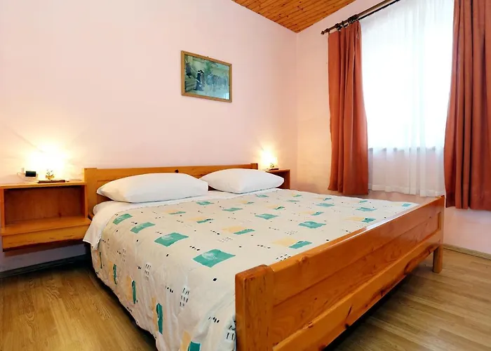 With Parking Space Lumbarda, Korcula - 156 דירה *