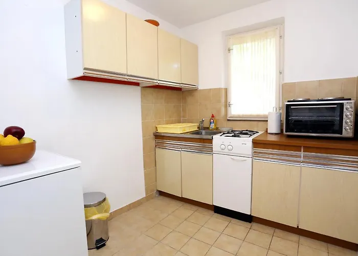 With Parking Space Lumbarda, Korcula - 156 דירה לומבארדה